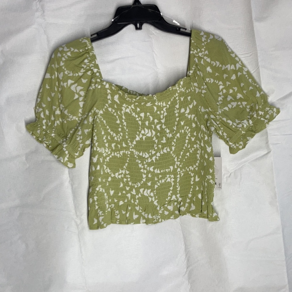 So smocked puff sleeve crop top w butterfly abstract print L jrs - Picture 6 of 17